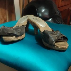 Vintage Candies Bow Toe Mules